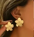 Chunky Aurelia Petal Earrings